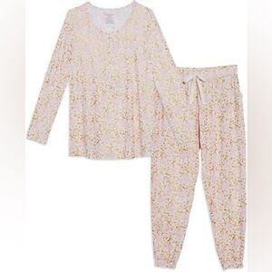 Womens Magnetic Me Pajamas with Pearadise Print